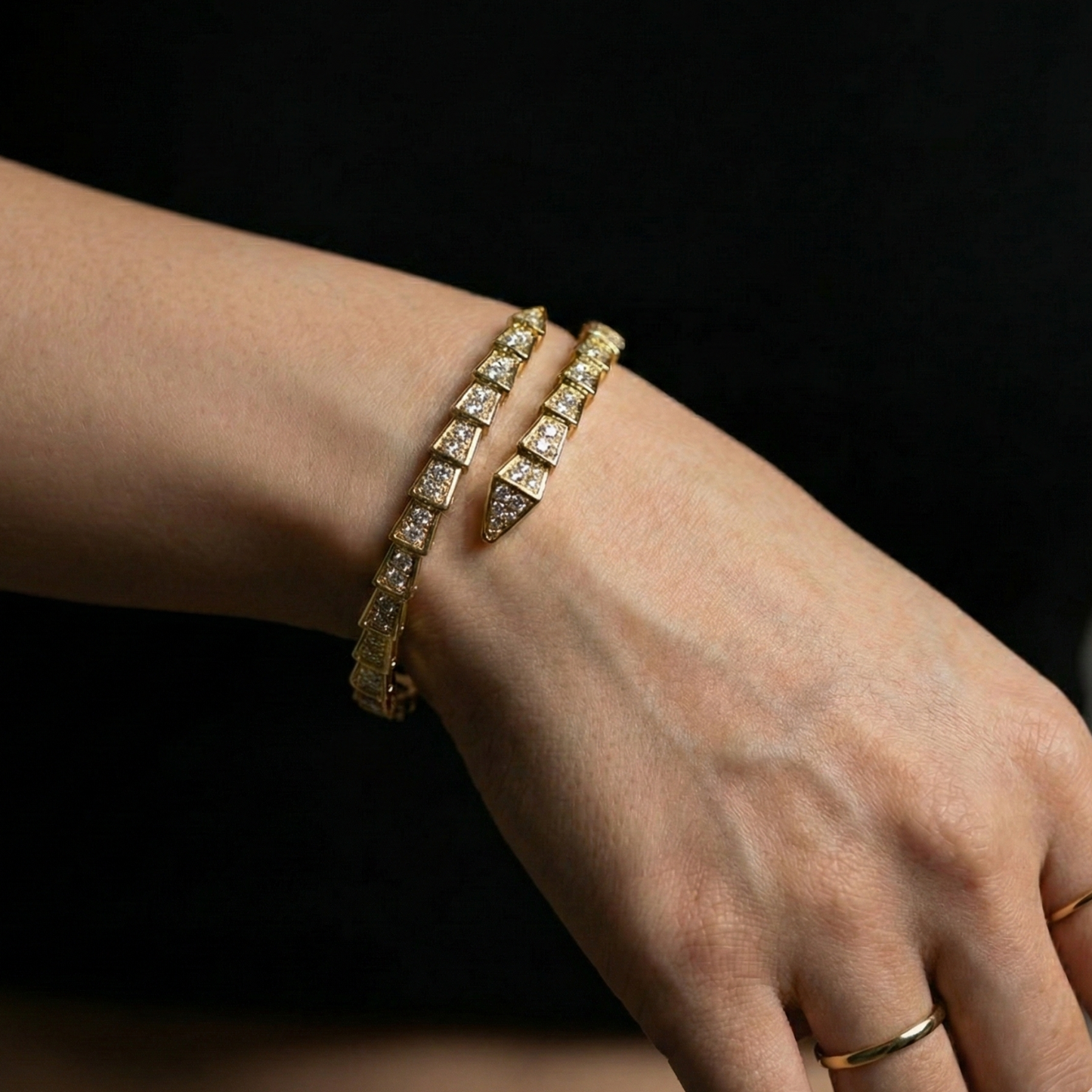 צמיד דרקון זרקונים