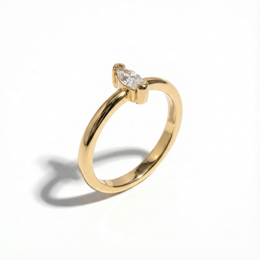 טבעת זרקון עדינה